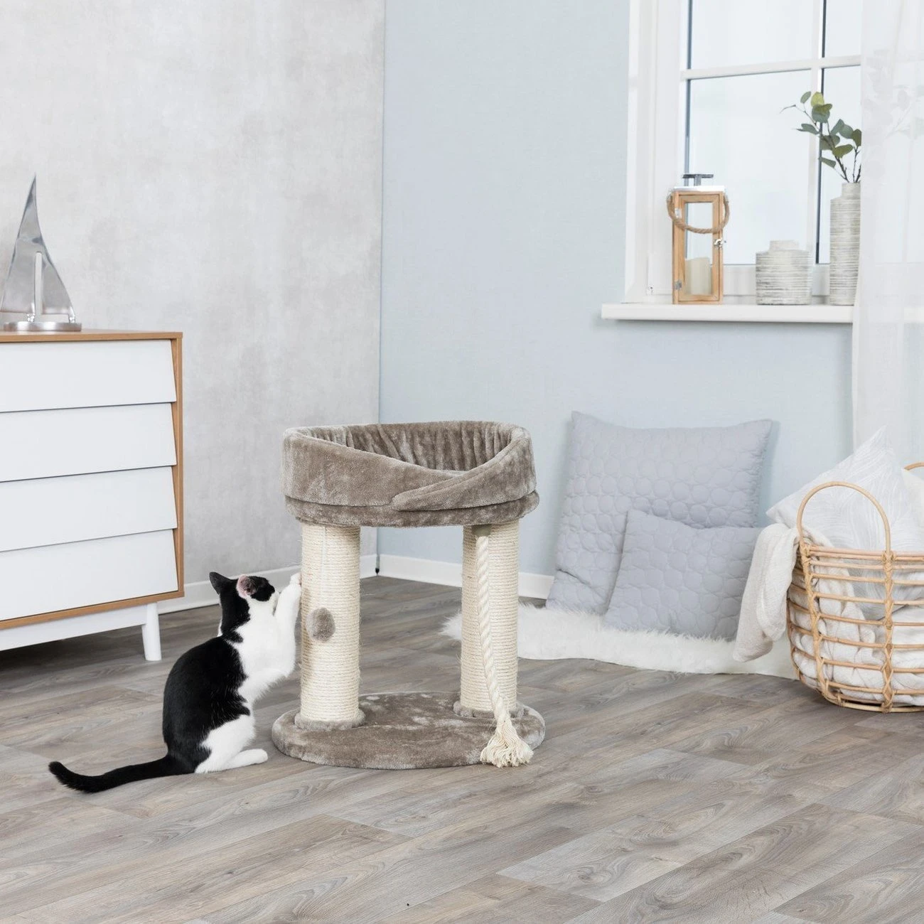TRIXIE Kleiner Kratzbaum Marcela Mit Liegefläche 2 TRIXIE Kleiner Kratzbaum Marcela Mit Liegefläche – Bild 2